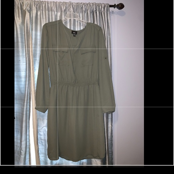 Army green dress . Great for work - Picture 1 of 1